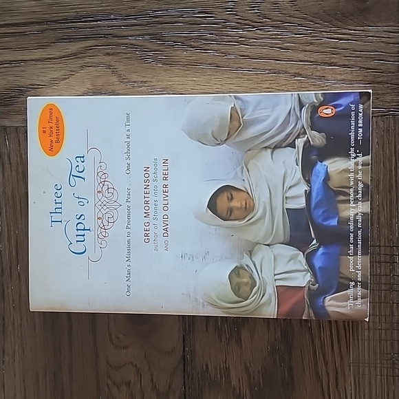 Three Cups of Tea by Greg Mortenson & David Oliver Relin - Picture 1 of 5